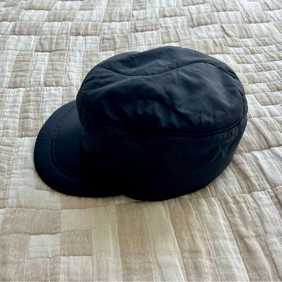 CLYDE Quilted Military Nylon Cap - Picture 5 of 6
